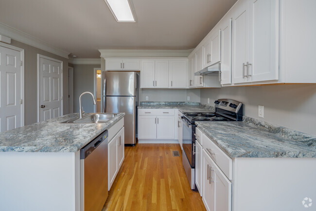 3BR, 2BA - 1,500SF - Kitchen