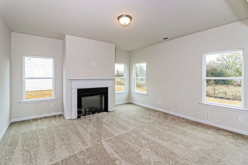 Building Photo - 21 Thacker Trl