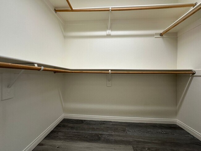 Building Photo - Luxury guard-gated mid-rise Manhattan Cond...