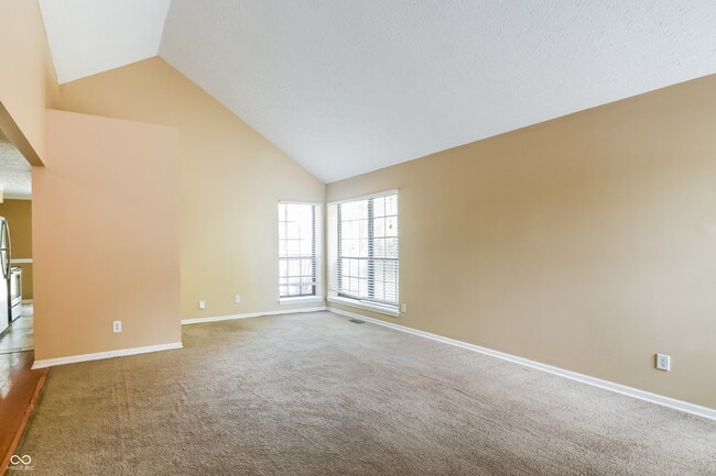 Building Photo - 6854 Scotia Ct