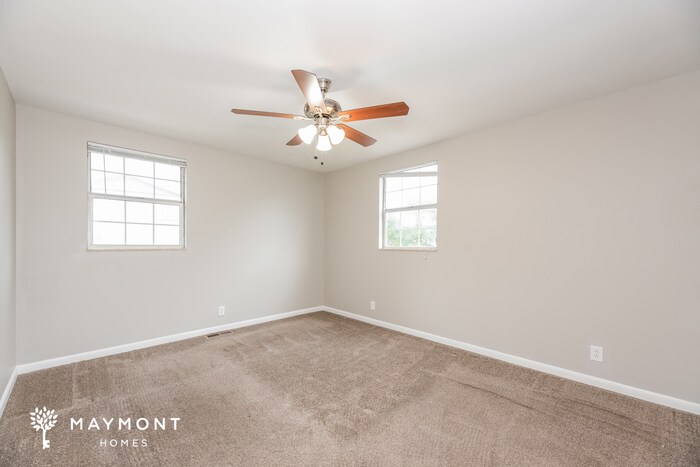 Building Photo - 324 Eulala Cir