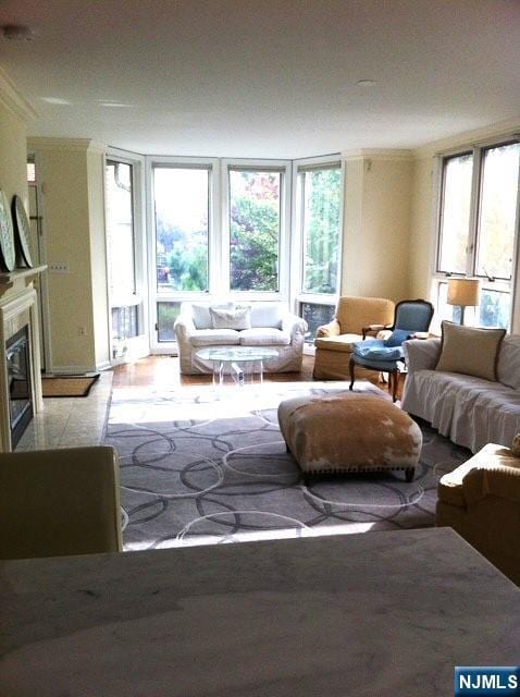 Building Photo - 50 Kings Ct