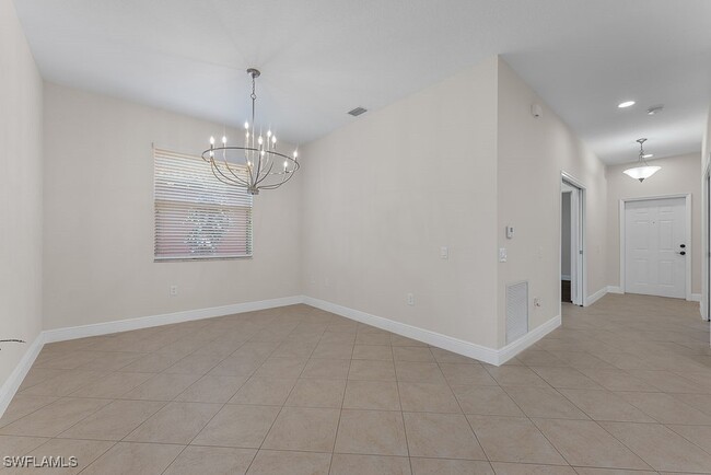 Building Photo - 10041 Heather Ln