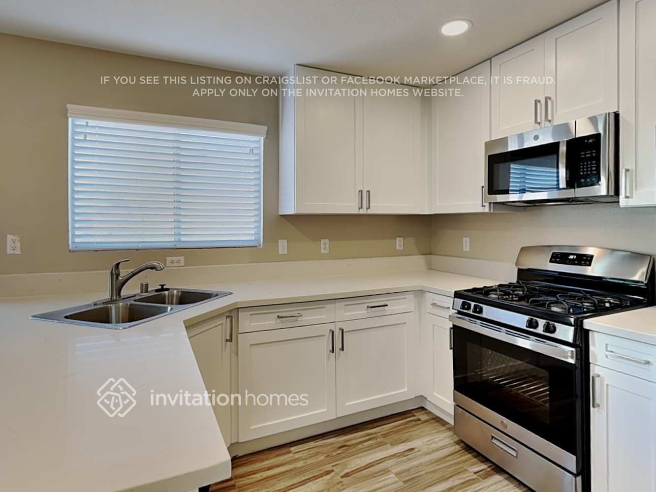 Building Photo - 7224 Scenic Desert Ct