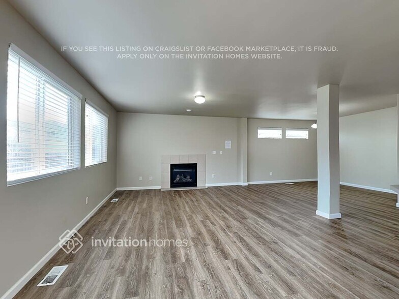 Building Photo - 17729 16th Ave E