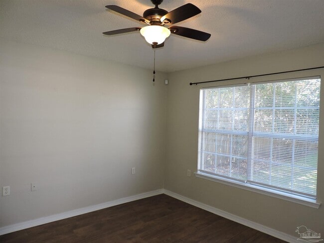 Building Photo - 4058 Glenway Dr