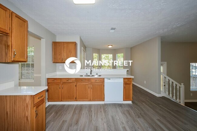 Building Photo - 4 Bedroom Pet-Friendly Home in Lithonia, G...