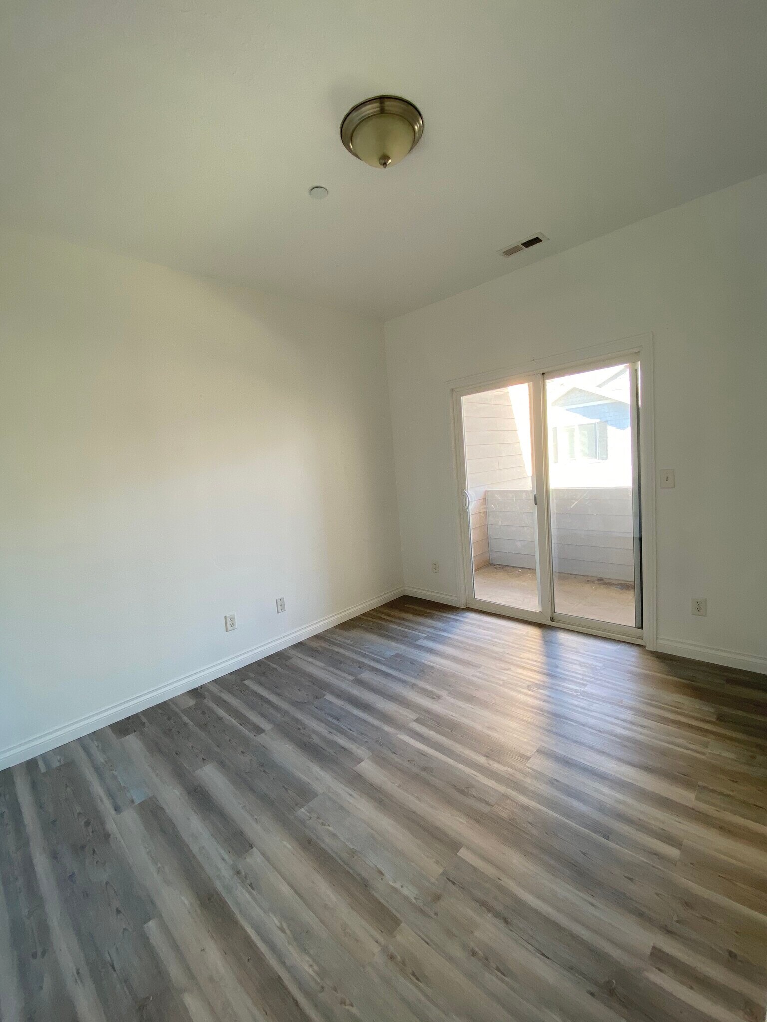 Building Photo - 24 S 1520 W