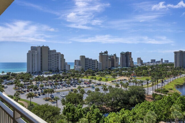 Building Photo - 5002 S Sandestin Blvd