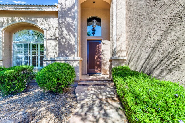 Building Photo - 4302 E Mossman Rd