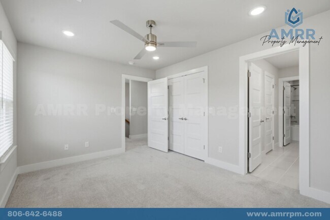 Building Photo - 1124 Bunker Dr