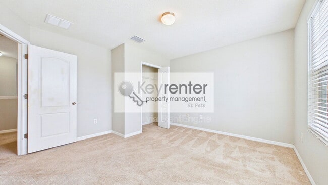 Building Photo - 14517 Dunrobin Dr