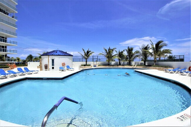 Building Photo - 1360 S Ocean Blvd