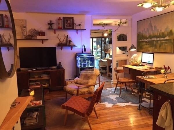 Building Photo - WEST 82 STREET