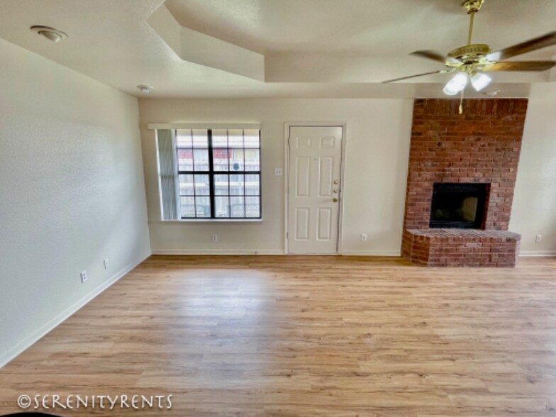 Building Photo - 5209 Morning Glen Ln