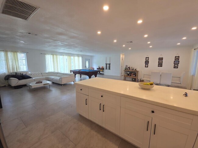 Building Photo - 14001 Mustang Trail