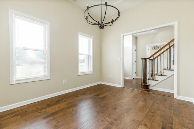 Building Photo - 303 Early Harvest Ct
