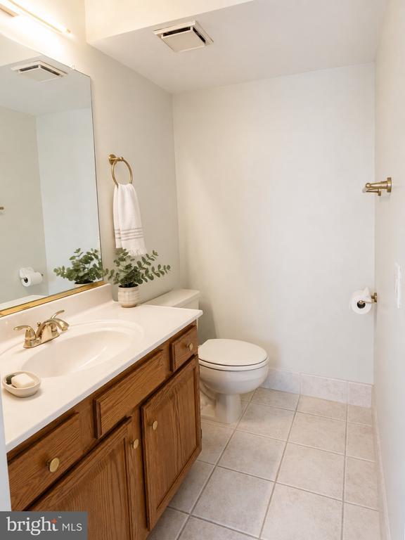 Building Photo - 6001 Mersey Oaks Way