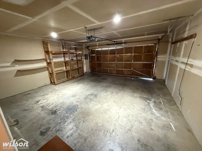 Building Photo - 1007 S 17th Ave