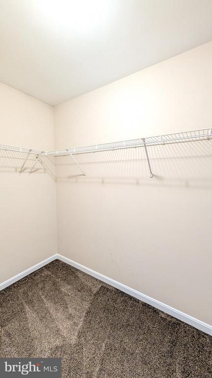 Building Photo - 424 Lilac Terrace NE