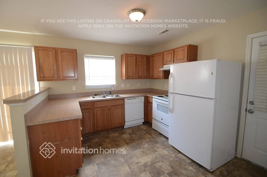 Building Photo - 214 Glencroft Dr