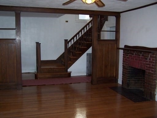 Building Photo - 427 N Main St