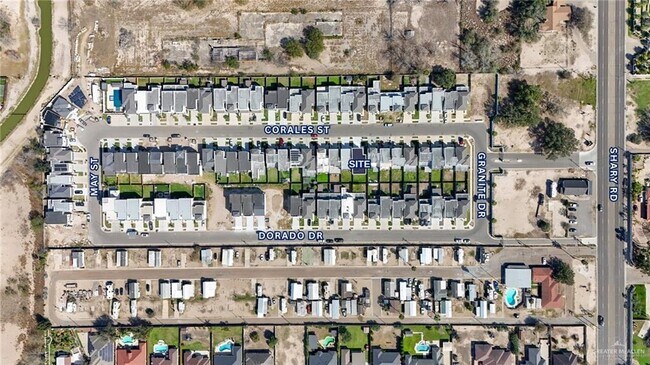 Building Photo - 2312 Corales St