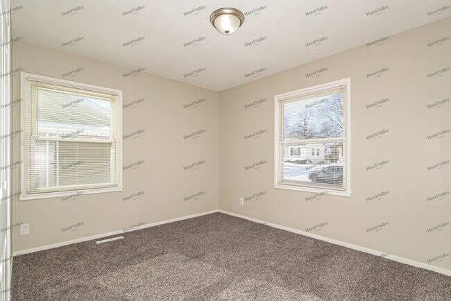 Building Photo - 10312 Galloway Dr