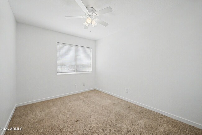 Building Photo - 28433 N 47th St