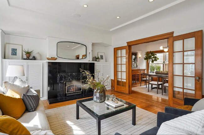 Building Photo - 1258 Chestnut St