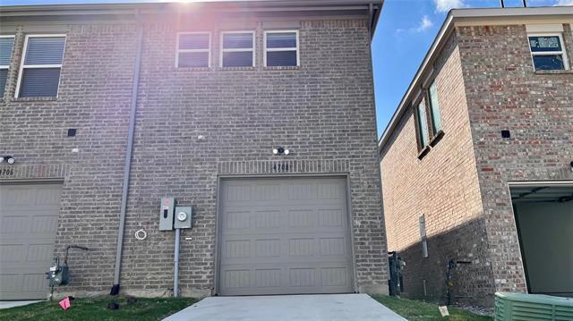 Building Photo - 4708 Haltom Rd