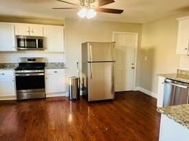 Building Photo - 47 W Wyoming Ave