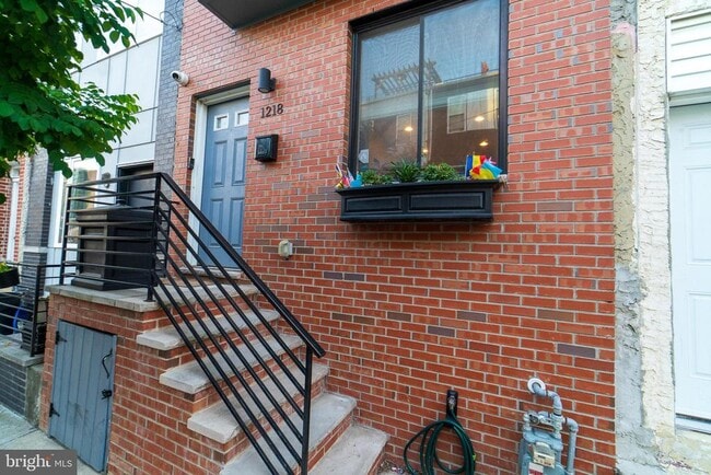 Building Photo - 1218 S Bucknell St