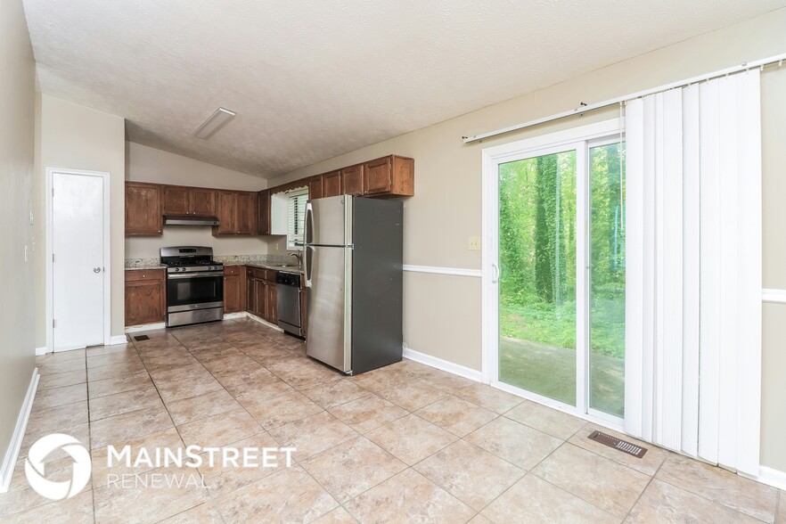 Building Photo - 2434 Wood Meadows Dr