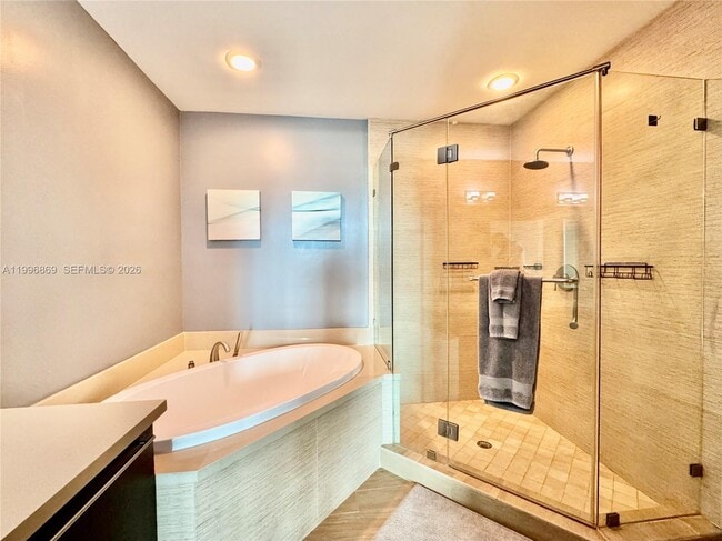 Building Photo - 7928 East Dr