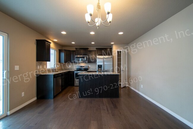 Building Photo - 1826 Ruddlesway Dr