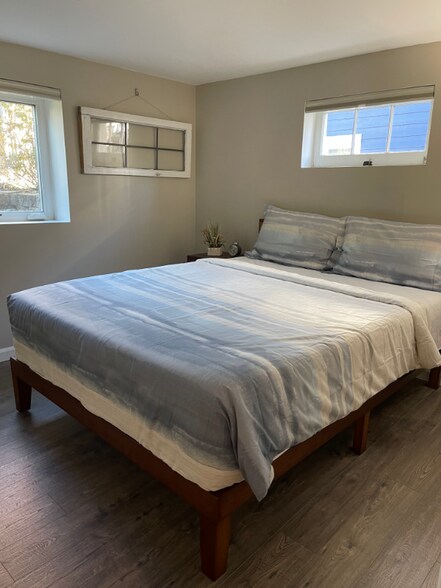 Building Photo - 2551 57th Ave SW