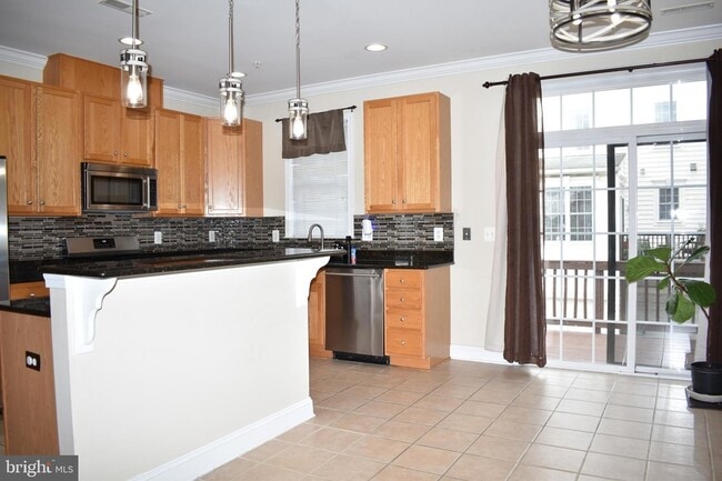 Building Photo - 324 Scott St