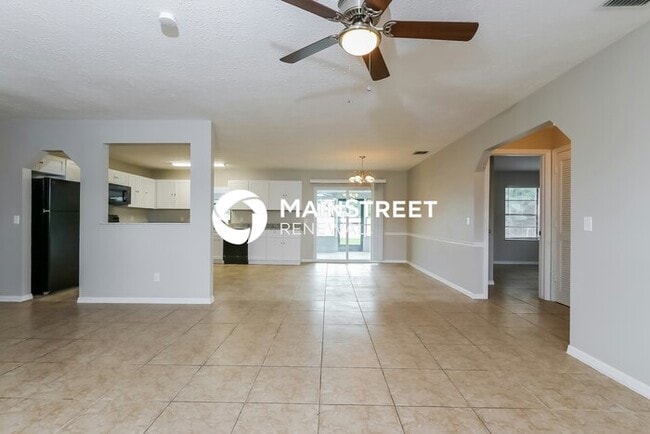 Building Photo - 901 SE Odonnell Ln, port saint lucie, FL 3...