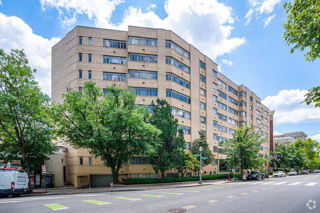 Building Photo - Gelmarc Towers