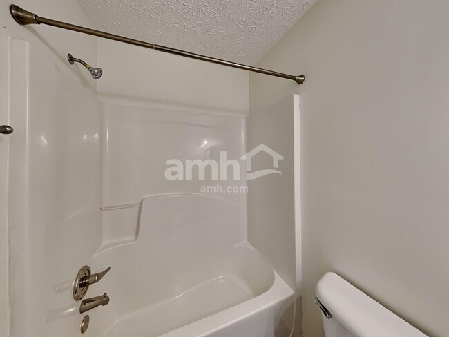 Building Photo - 114 Nacoochee Way