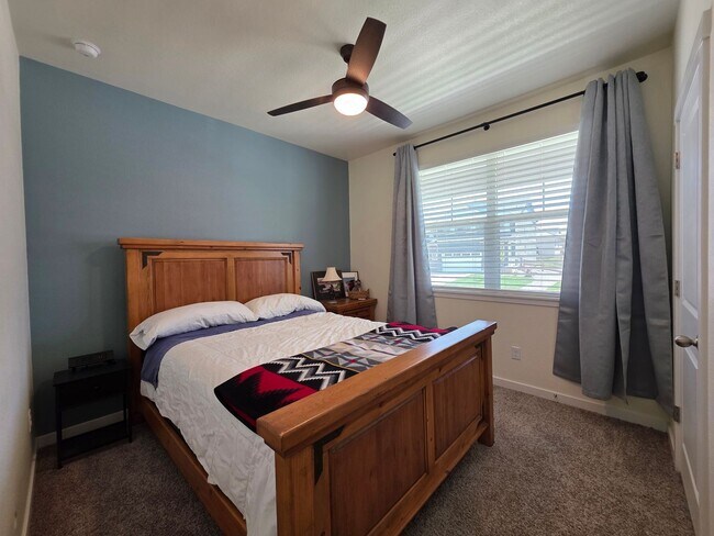 Building Photo - Beautiful Newer Build 3 Bedroom Home in Be...