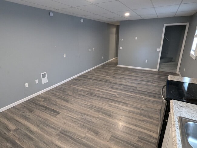 Building Photo - 1529-1531 Scott Street