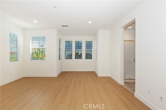 Building Photo - 568 Granite St