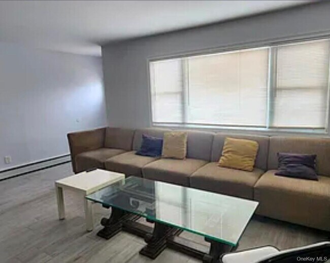 Building Photo - 15 Sagamore Rd