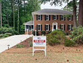 Building Photo - Stunning 4-Bedroom Cary Home with Basement! Available August 5th 2026!