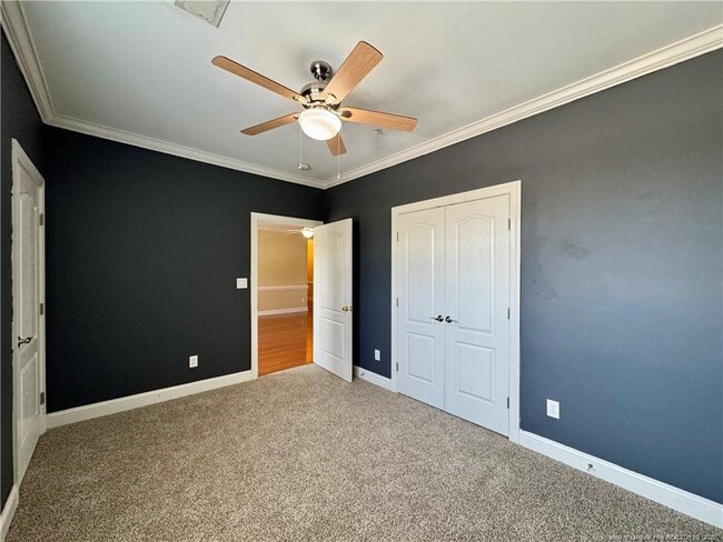 Building Photo - 208 Fountainhead Ln