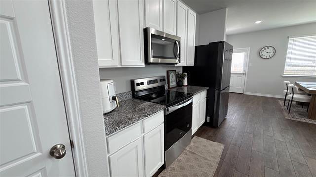 Building Photo - 1025 Wind Drift Wy