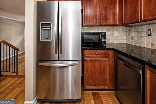 Building Photo - 4248 River Green Dr NW