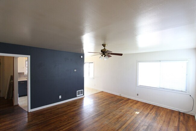 Building Photo - 1-Bedroom on Flagstaff’s Eastside | Single-Level Living